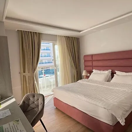 Aparthotel Luna &