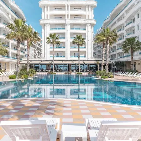 Aparthotel Luna &