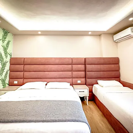 Luna & Aparthotel *