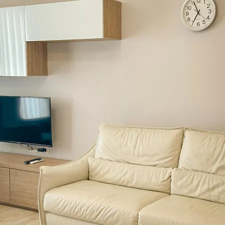 Aparthotel Luna & Golem (Tirana)