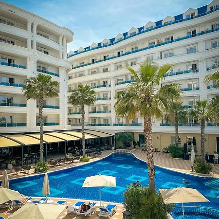 Aparthotel Luna & Golem (Tirana)