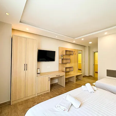 Luna & Aparthotel *