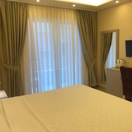Aparthotel Luna &