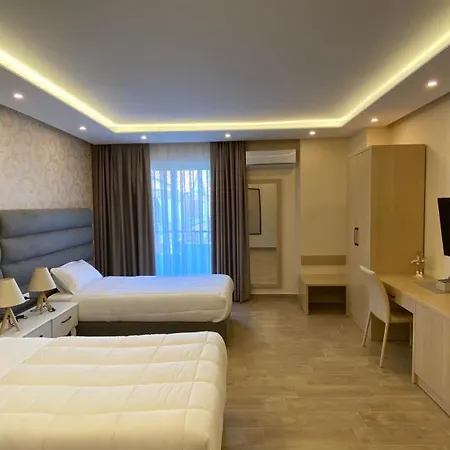 Aparthotel Luna &