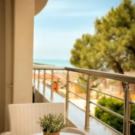 Luna & Apart-hotel 4*