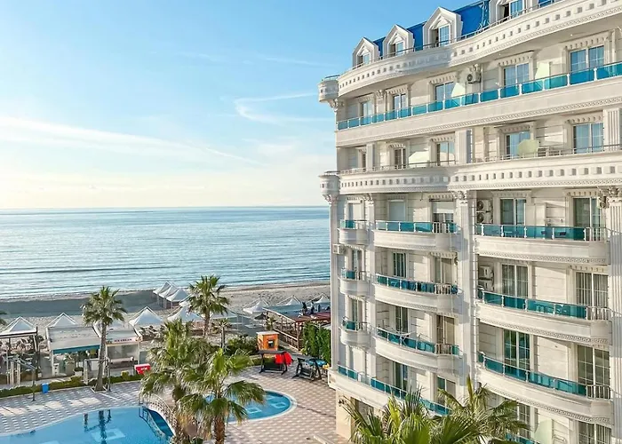 Aparthotel Luna & 4*