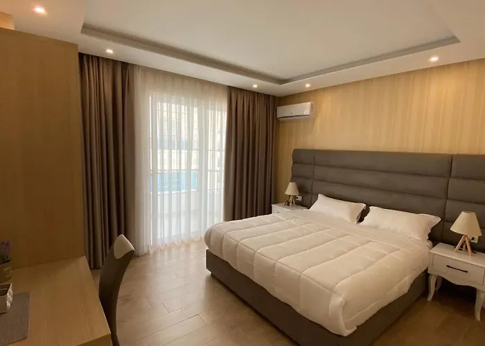 Luna & Apart-hotel 4*